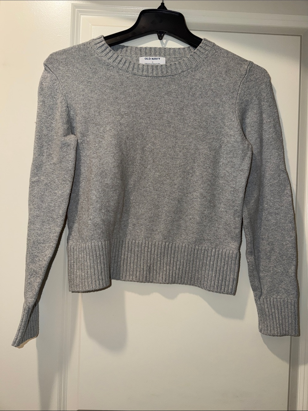 Old Navy Light Gray Crewneck Sweater
